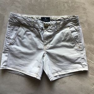 American Eagle Midi Khaki Shorts Size 2
